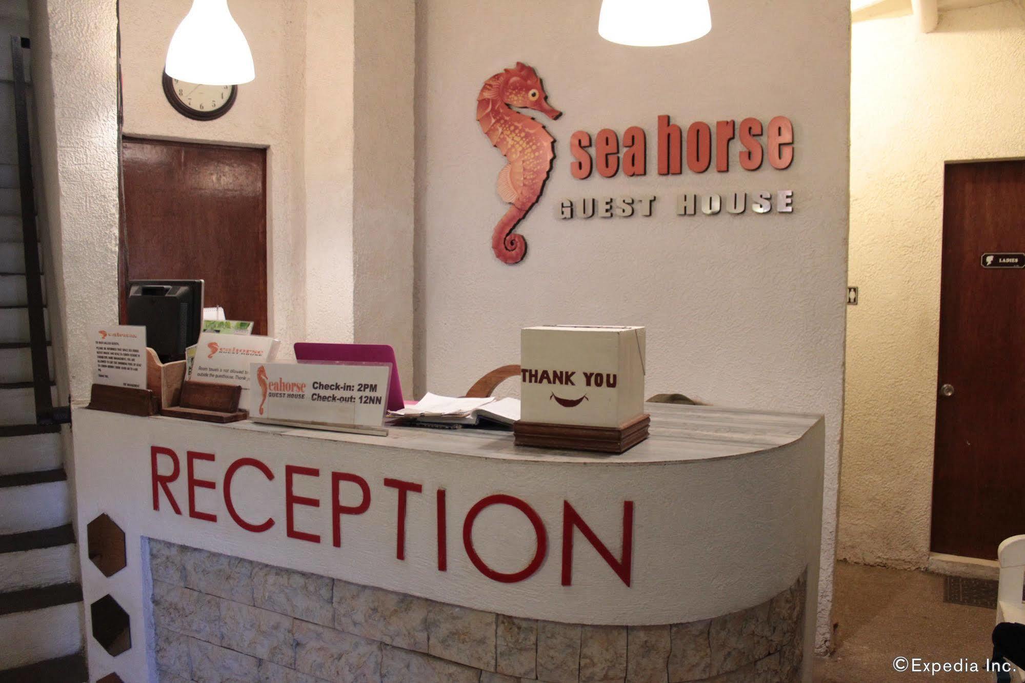 Sea Horse Guest House Coron Esterno foto