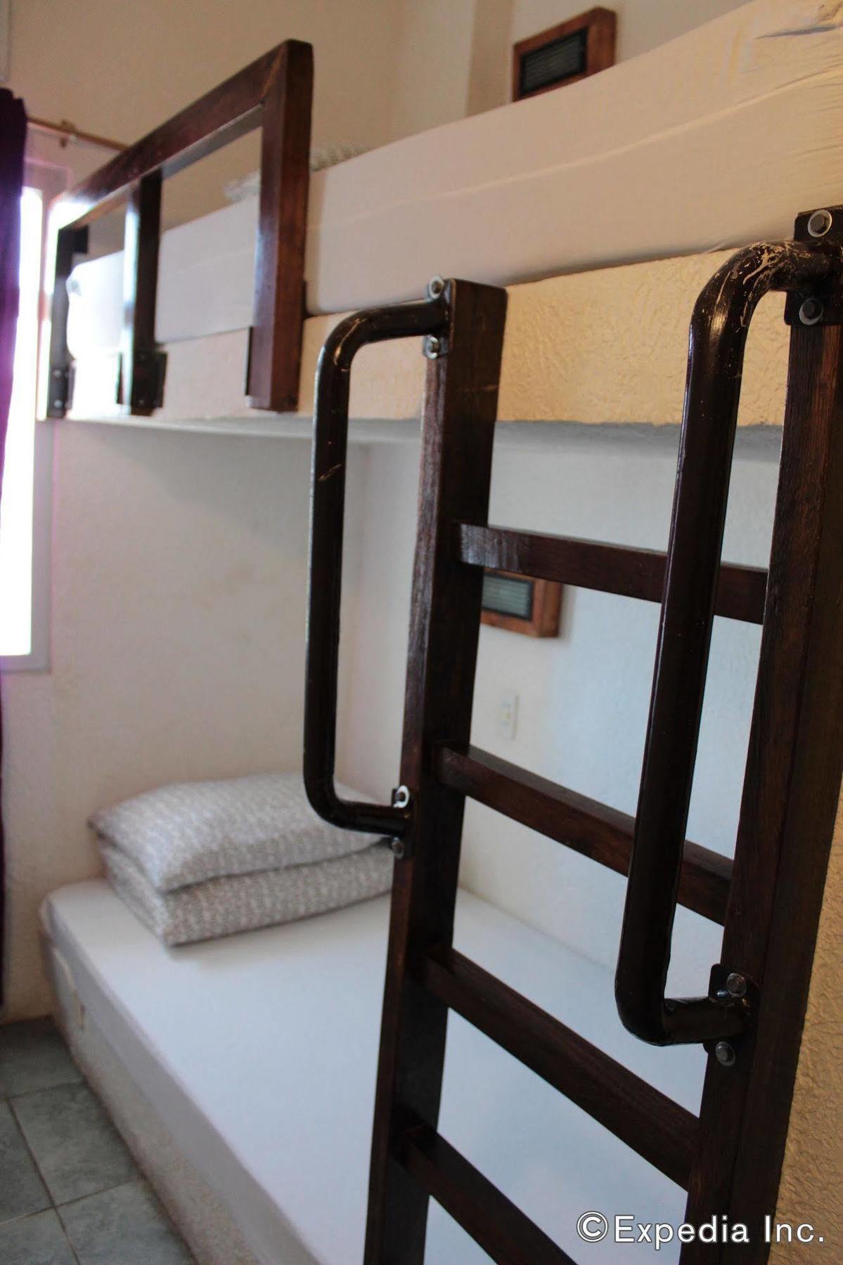 Sea Horse Guest House Coron Esterno foto